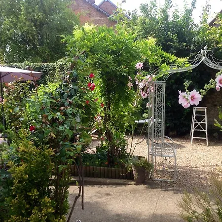 D'hotes La Alienor Bed & Breakfast Les Andelys