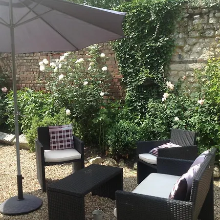 Bed & Breakfast D'hotes La Alienor Les Andelys