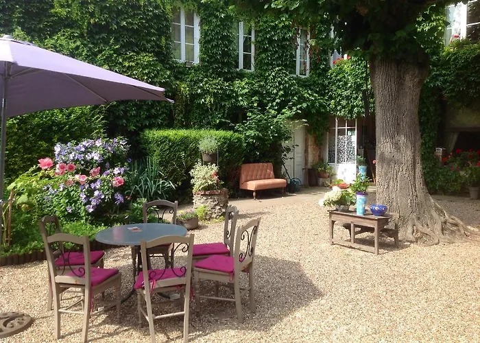 D'hotes La Alienor Bed & Breakfast