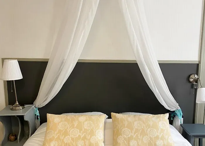 D'hotes La Alienor Bed & Breakfast Les Andelys