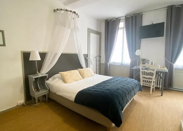 D'hotes La Alienor Bed & Breakfast
