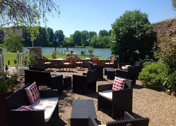 D'hotes La Alienor Bed & Breakfast 3*