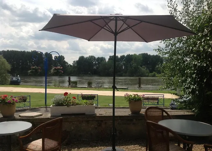 D'hotes La Alienor Bed & Breakfast 3*